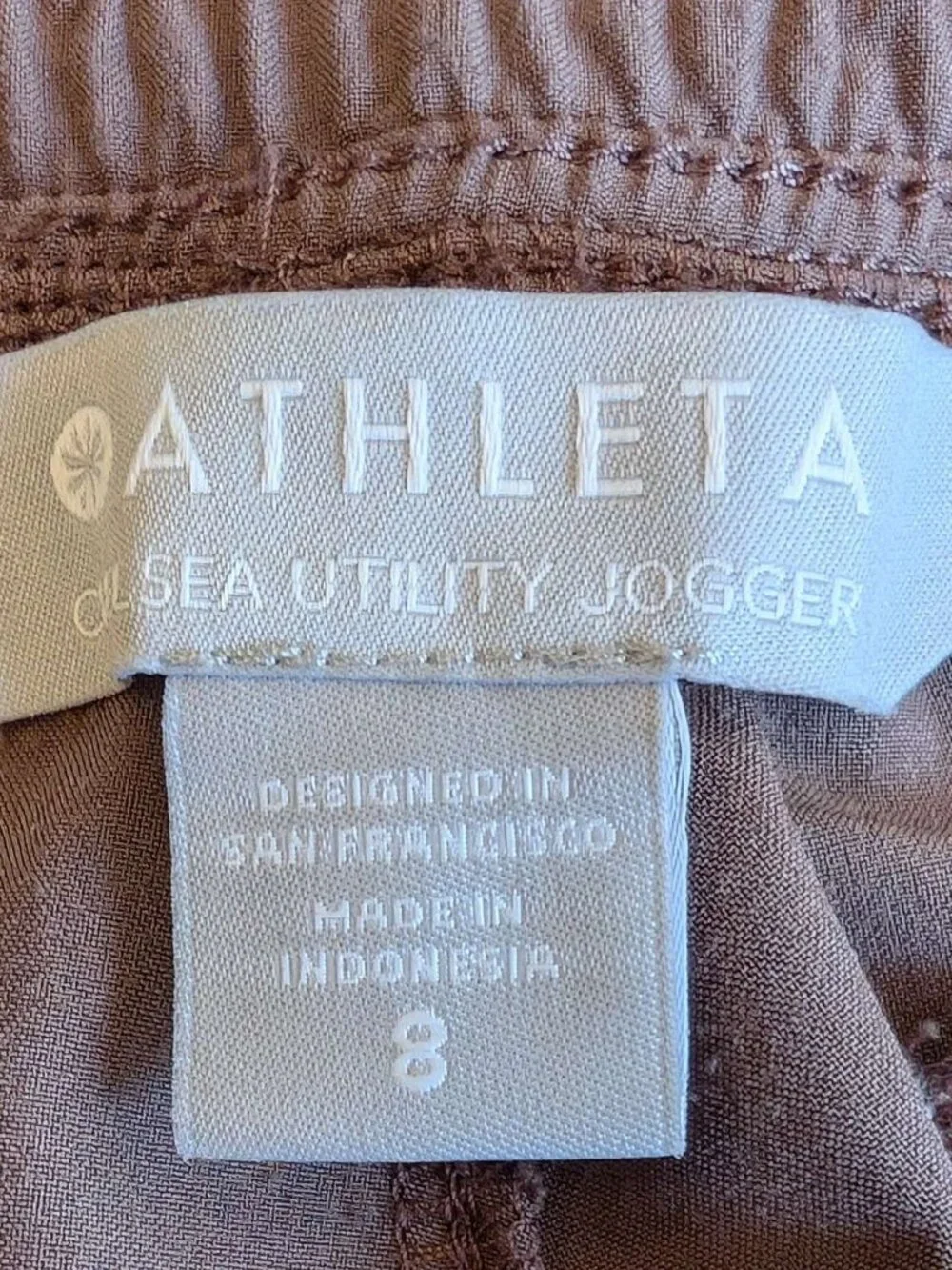 EUC Athleta Chelsea Utility Jogger Mineral Brown Sz 8, Pockets Hiking  Outdoors